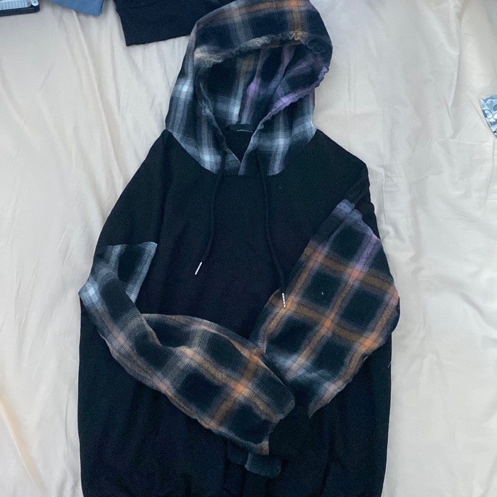 Shein Plaid Black Hoodie Medium